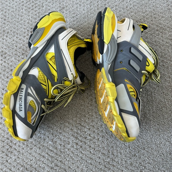 Good Condition Balenciaga Yellow Track Sneaker - Picture 5 of 8